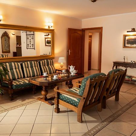 Villa Toscania-Check In 24H Познань Экстерьер фото